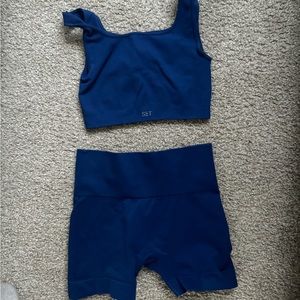 SET Active Blue Sports Bra and Shorts Set